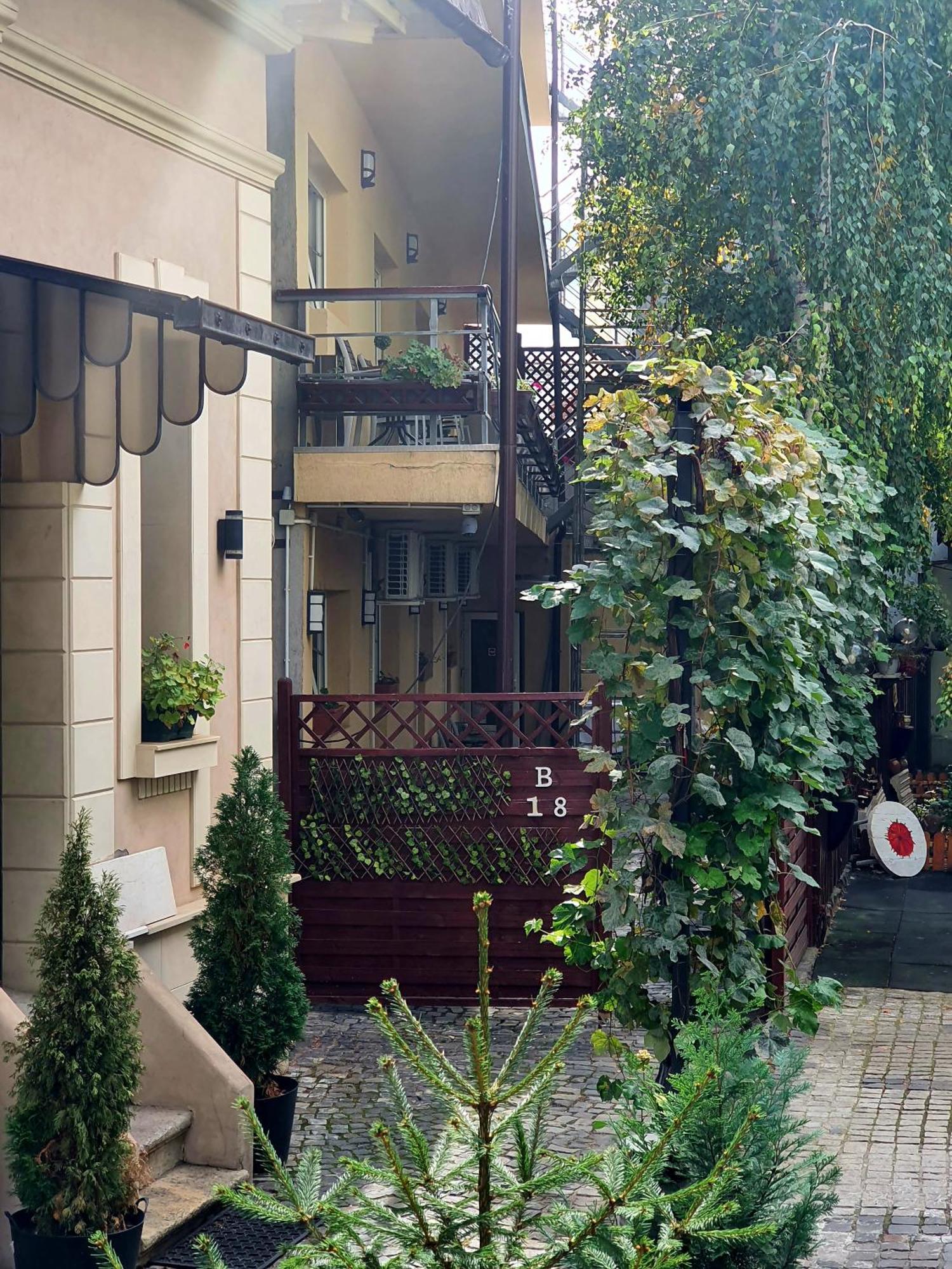 Vila Sia Boekarest Buitenkant foto